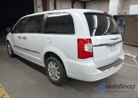 2016 Chrysler Town & Country Touring из США, поврежденный, VIN 2C4RC1BG3GR254137